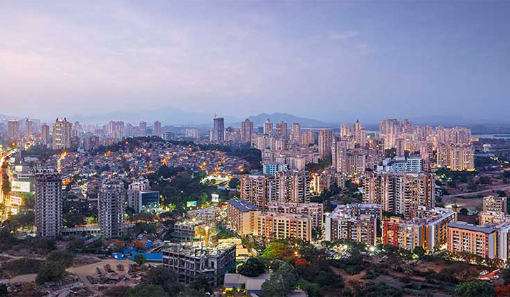 Ghodbunder Road in Thane West